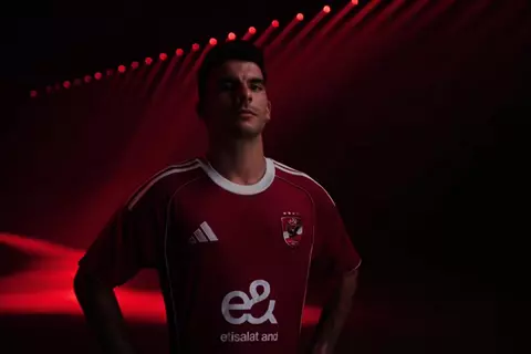 المحطة الأخيرة.. طائرة زيزو تصل ميامي تمهيدًا لانضمامه لبعثة الأهلي